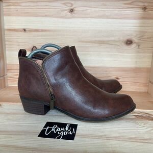 WMs Bongo Colette Brown Leather Ankle Boots US 9M